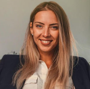 Meet your Posher, Iulia